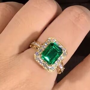 24K GOLD Plate Luminous  EMERALD Green  Gem Lab Cubic Z stunning